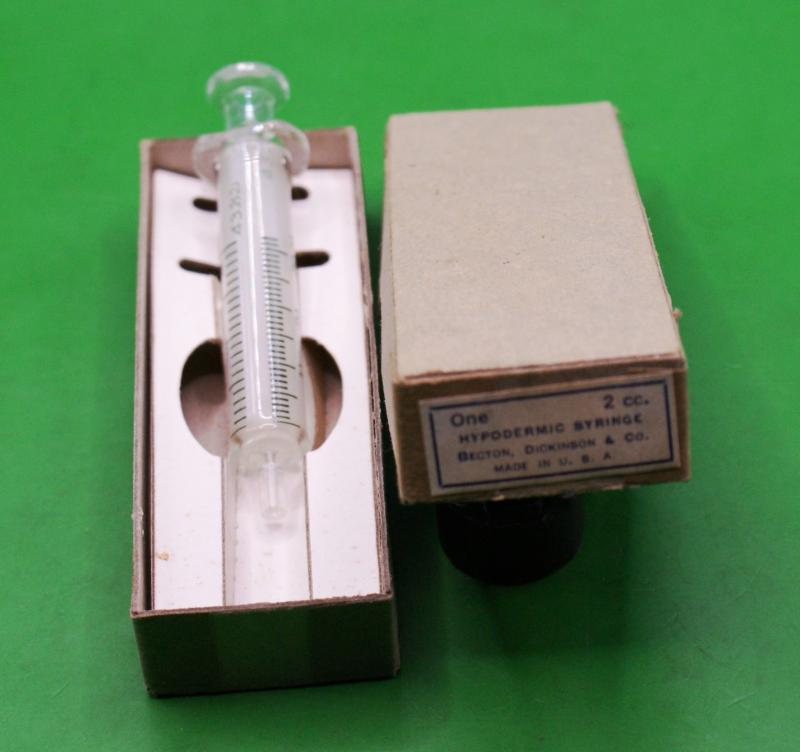 US WWII Glass Syringe 2cc