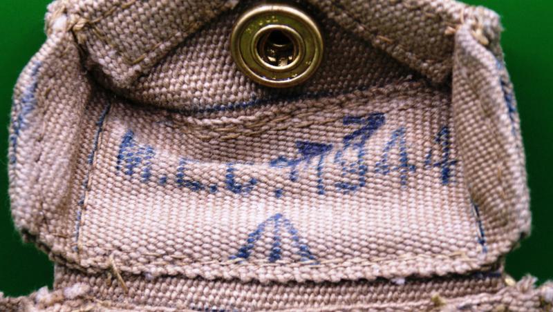 37 Pattern Pistol Ammunition Pouch