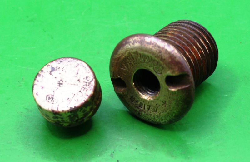 WWI / WWII Italian 75/27 Model Artillery Fuse.